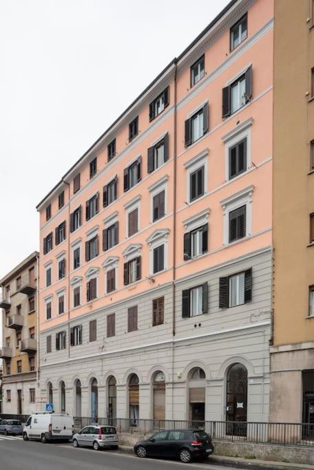 Appartamento Tiny House Trieste Esterno foto